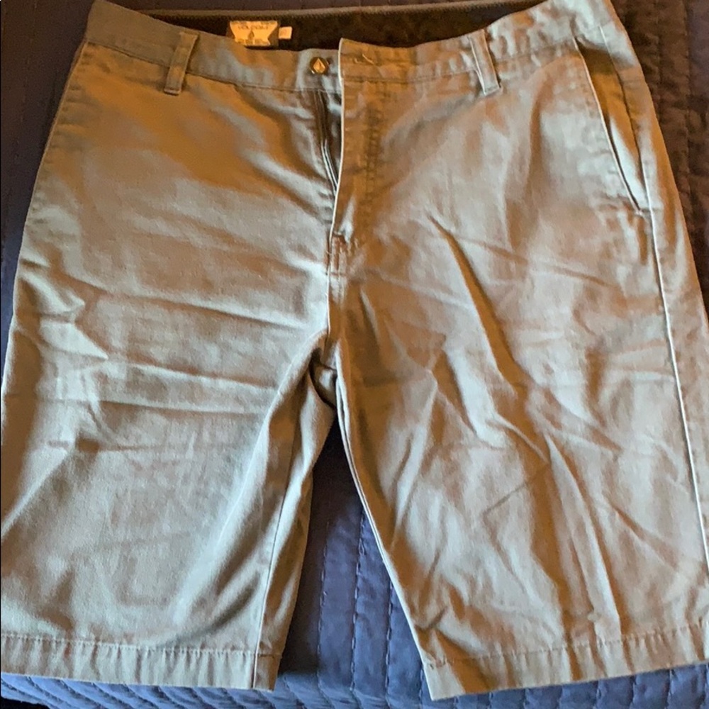Volcom Gray shorts